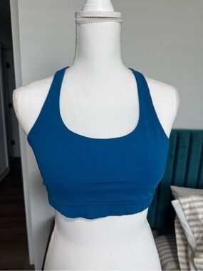 lululemon athletica Teal Blue Scoopneck Racerback Sports Bra